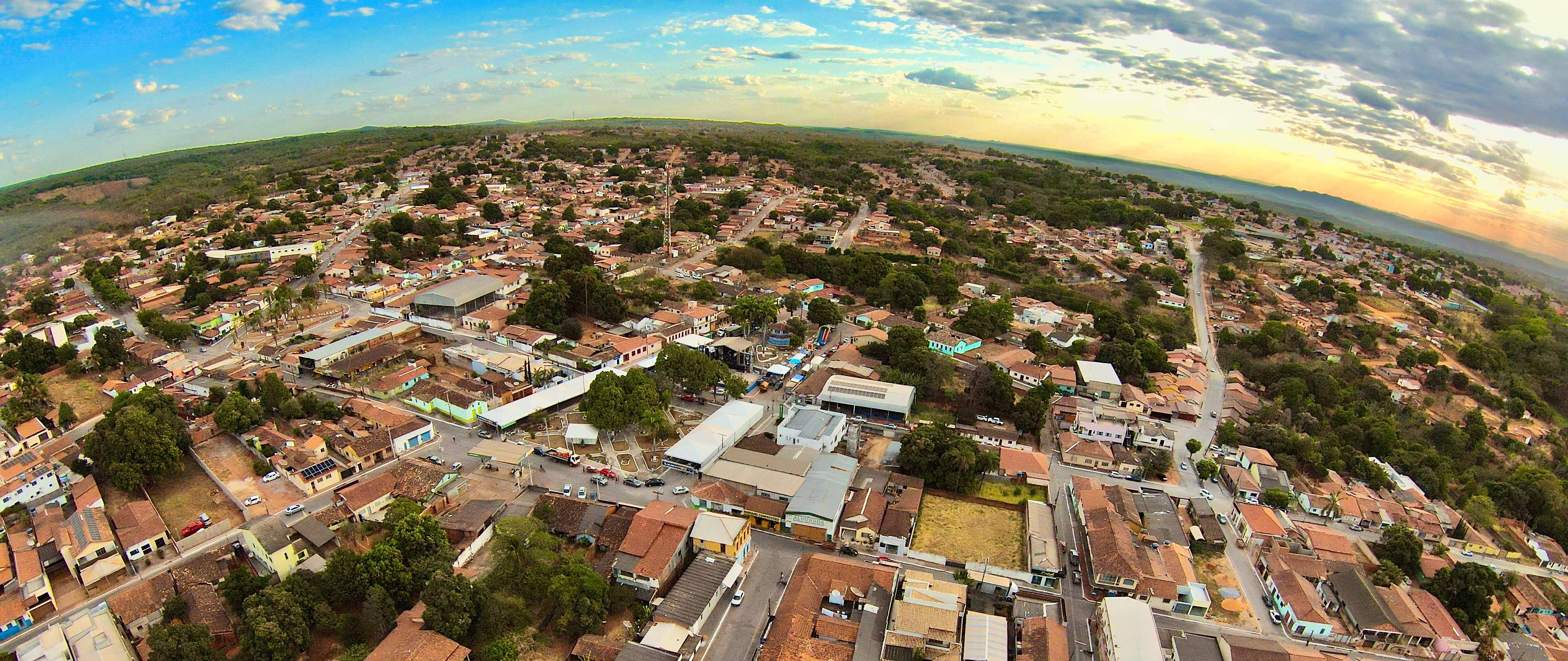 Foto da entrada da cidade